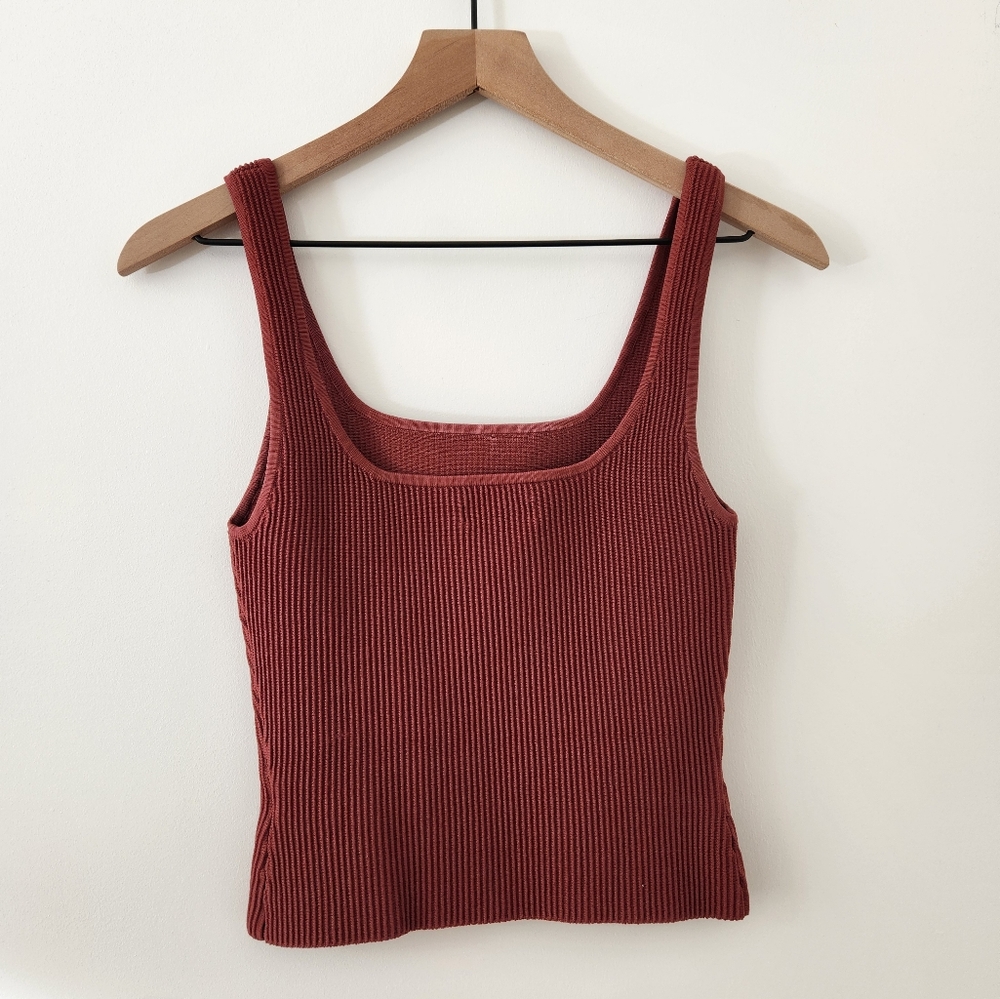 Aritzia Babaton Ribbed Tank - Picture 2 of 3